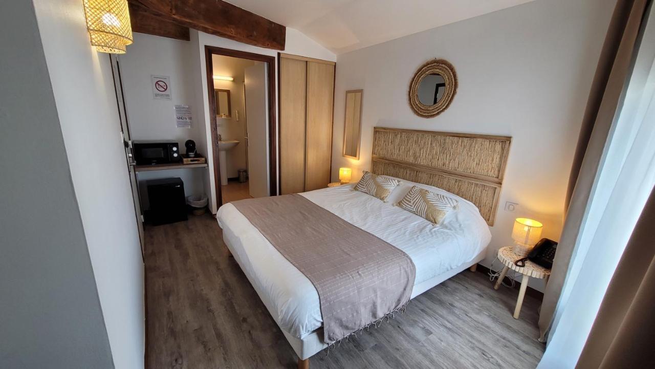 Готель Le Relais Du Valois Cognac Centre Екстер'єр фото