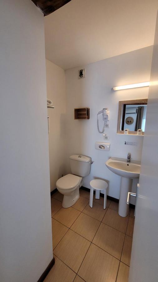 Готель Le Relais Du Valois Cognac Centre Екстер'єр фото