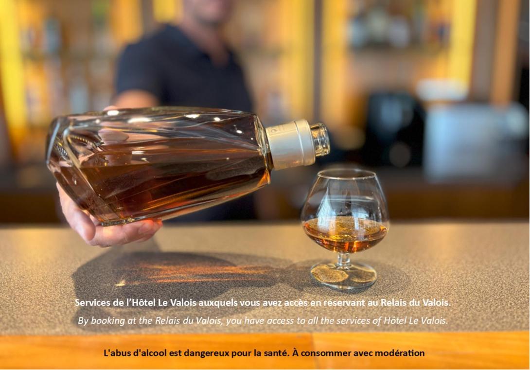 Готель Le Relais Du Valois Cognac Centre Екстер'єр фото